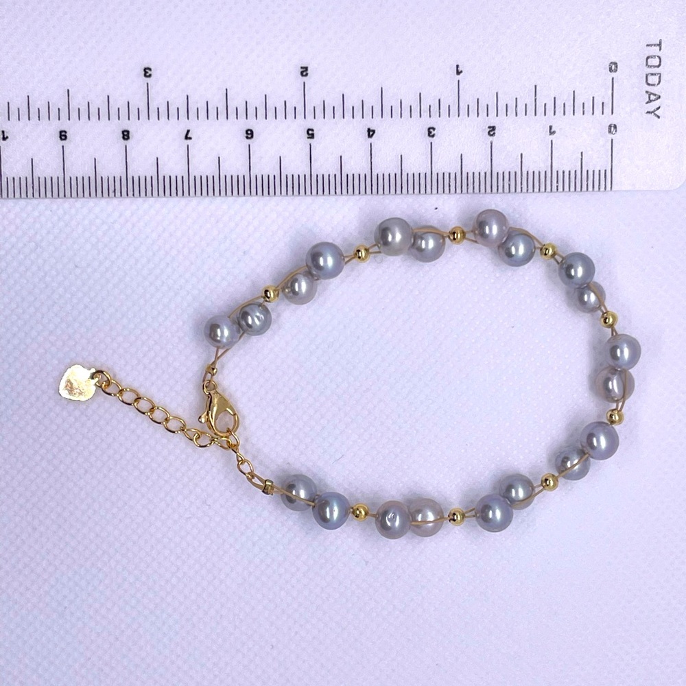 Fresh water pearl bracelet, gray and metallic colored beads